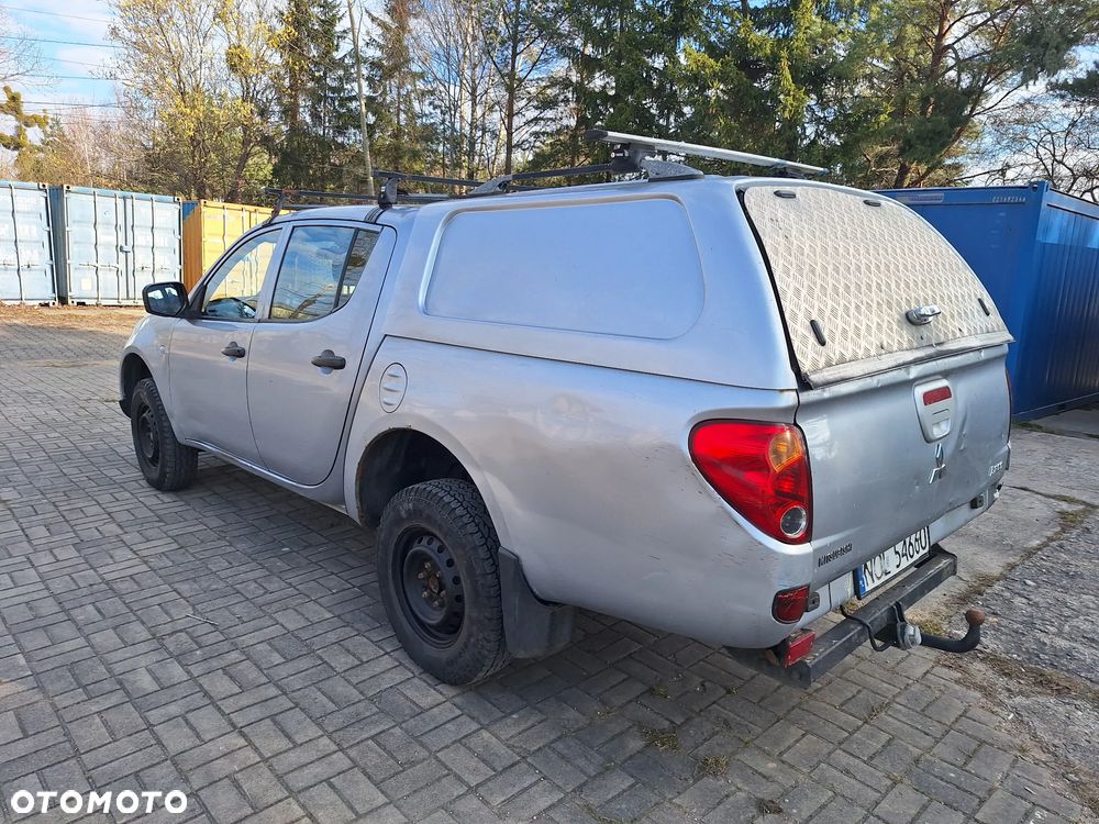 Mitsubishi L200 - 4