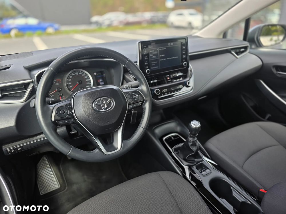 Toyota Corolla 1.5 Comfort - 16