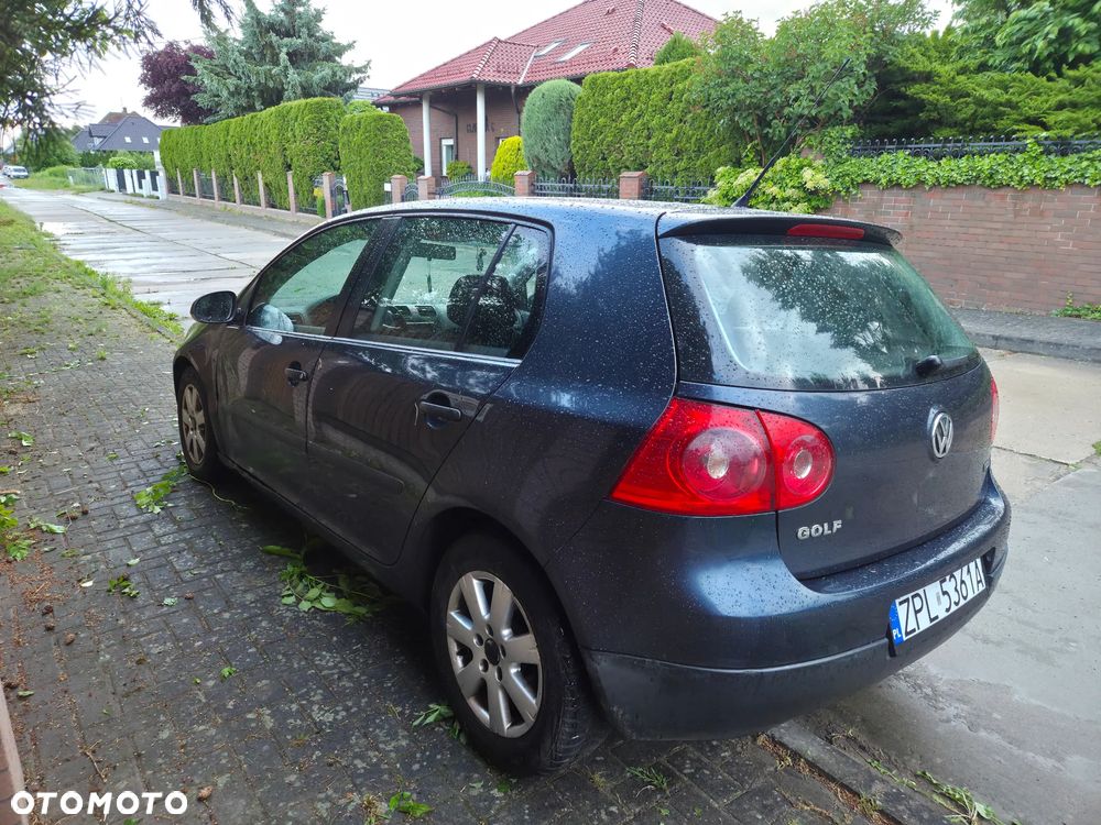 Volkswagen Golf - 9