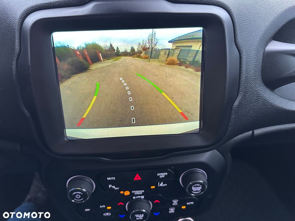 Jeep Renegade 1.3 GSE T4 Turbo Limited 4x4 S&S - 24