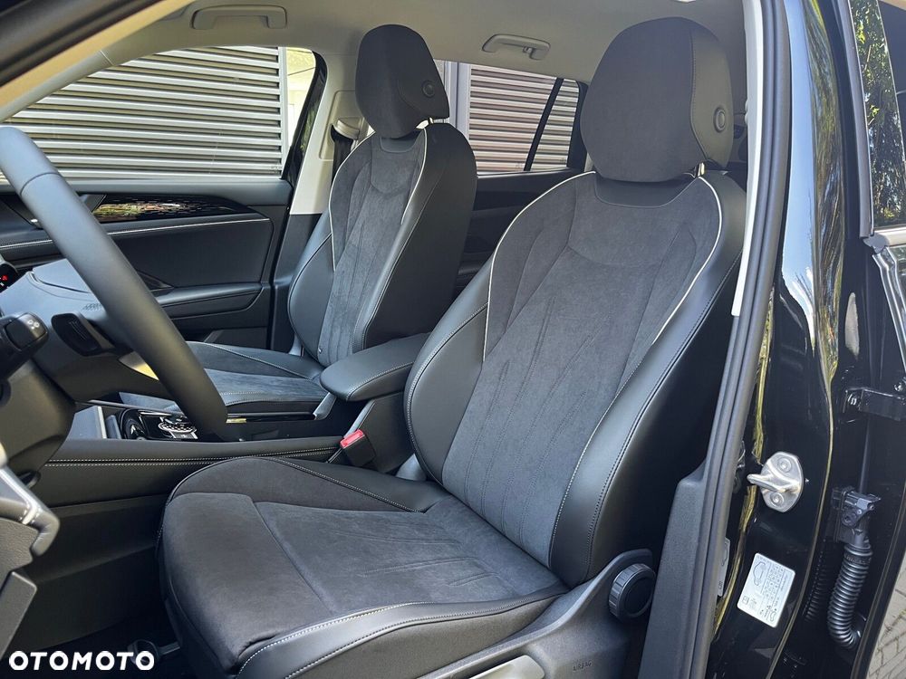 Volkswagen Tayron 2.0 TDI SCR Elegance DSG - 17