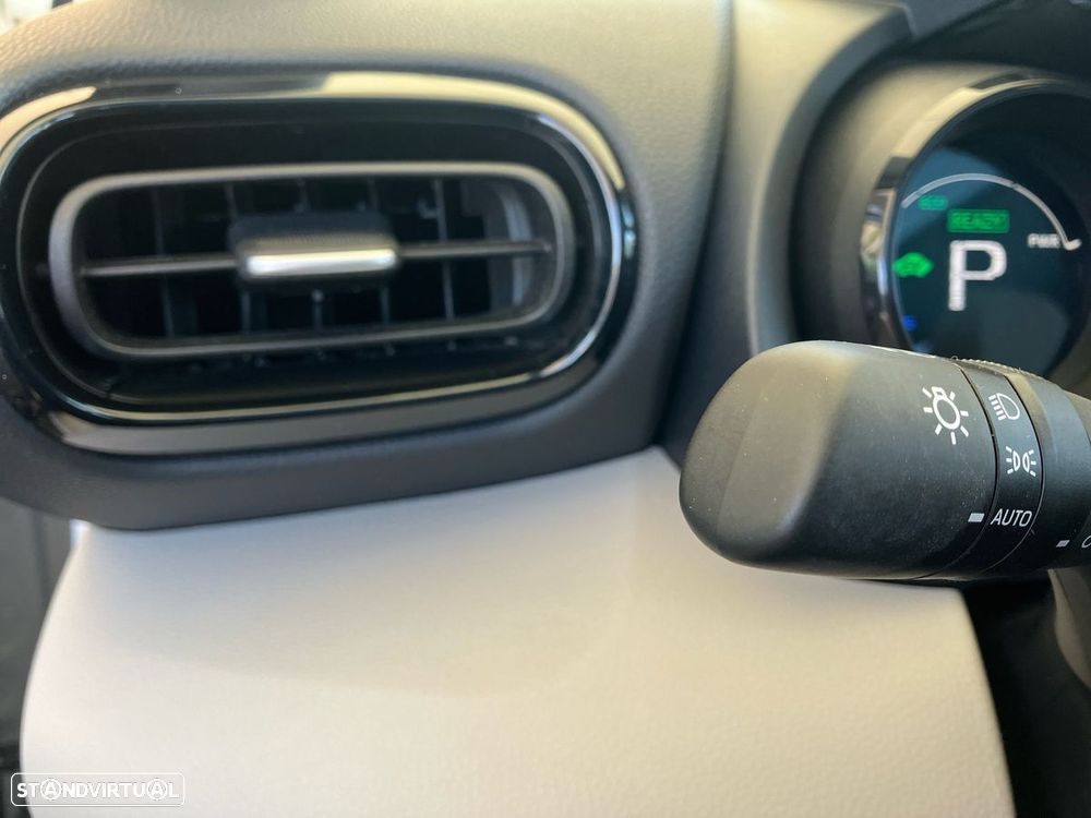 Toyota Yaris 1.5 HDF Luxury - 30