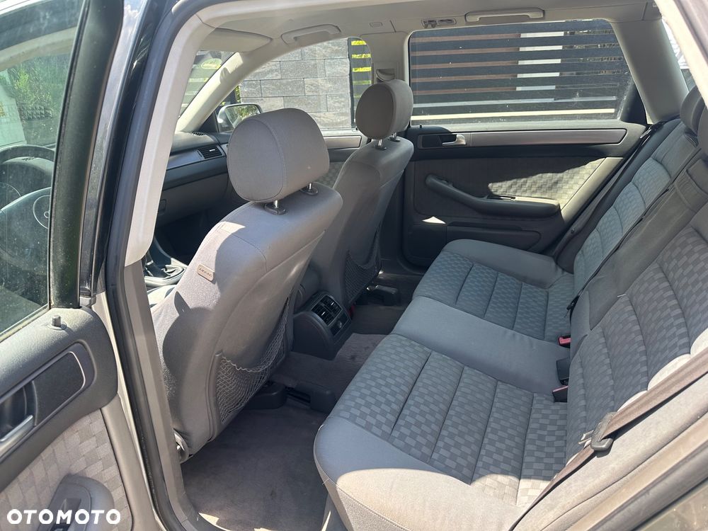 Audi A6 Avant - 13