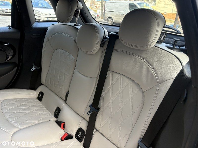 MINI Cooper S John Works Trim sport - 14