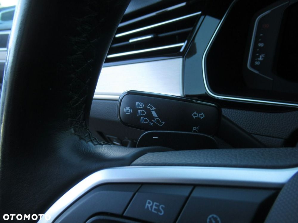 Volkswagen Passat 2.0 TDI EVO Elegance DSG - 13