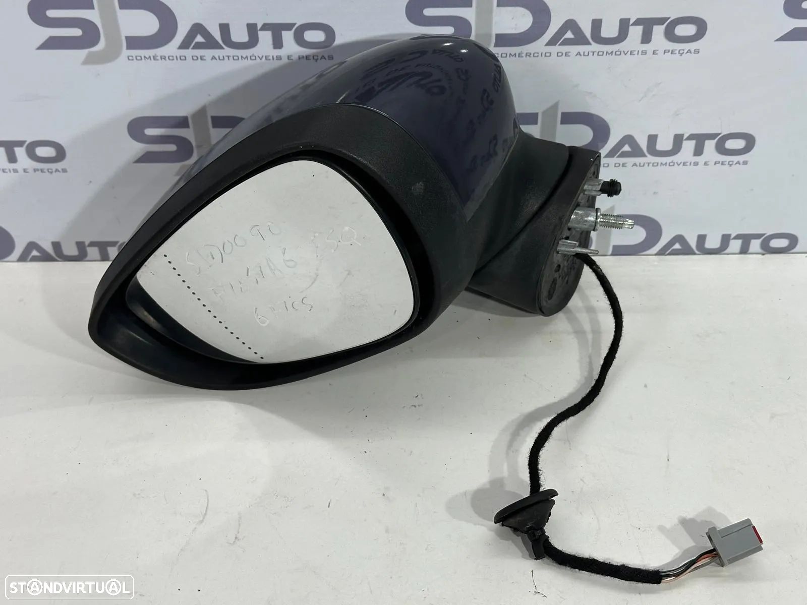 Retrovisor Esquerdo - Ford Fiesta VI (2012) - 1