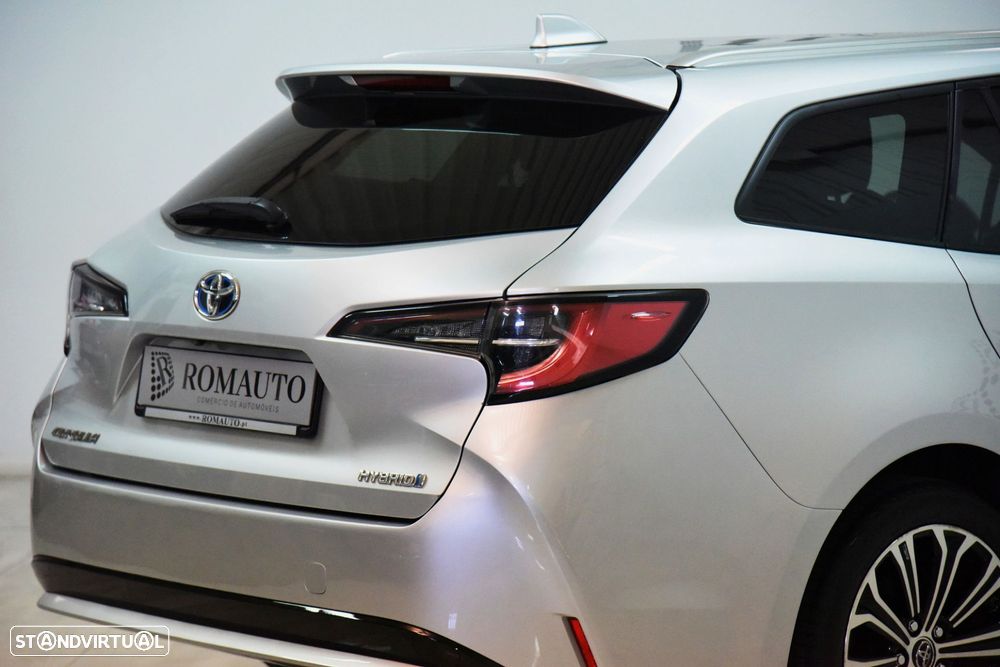Toyota Corolla Touring Sports - 6