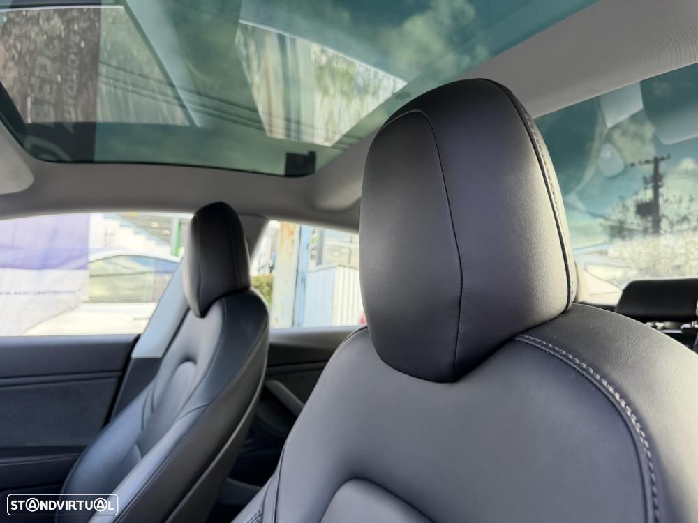 Tesla Model 3 Long-Range Dual Motor AWD - 22