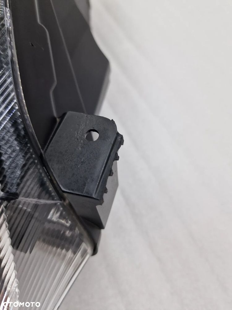 FORD FIESTA MK8 17- PRAWA LAMPA PRZEDNIA PRZÓD FULL LED , NR H1BB-13E014-AE , NR AUKCJI LA620 - 10