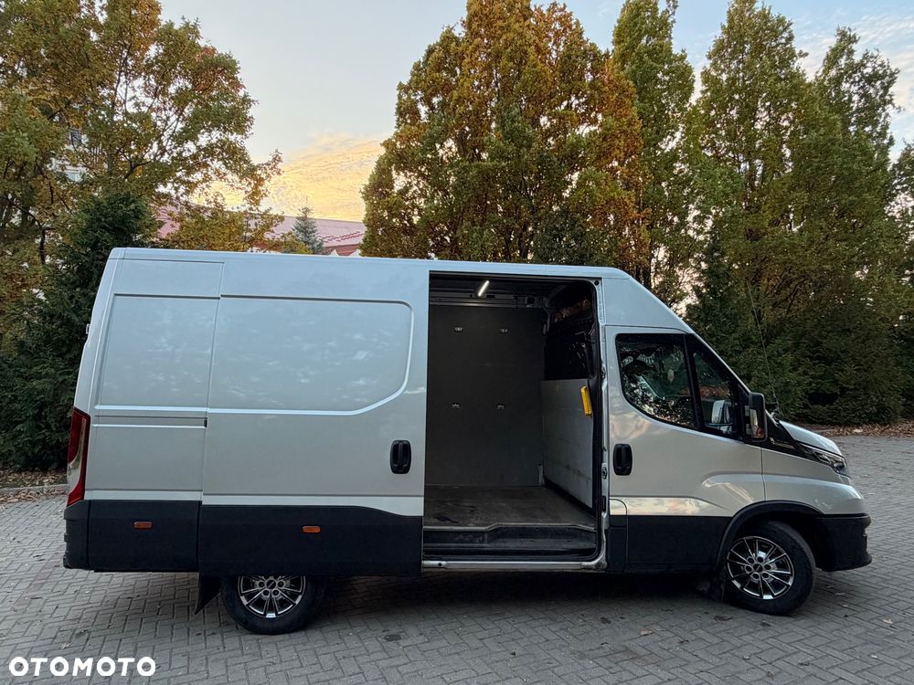 Iveco Daily - 28