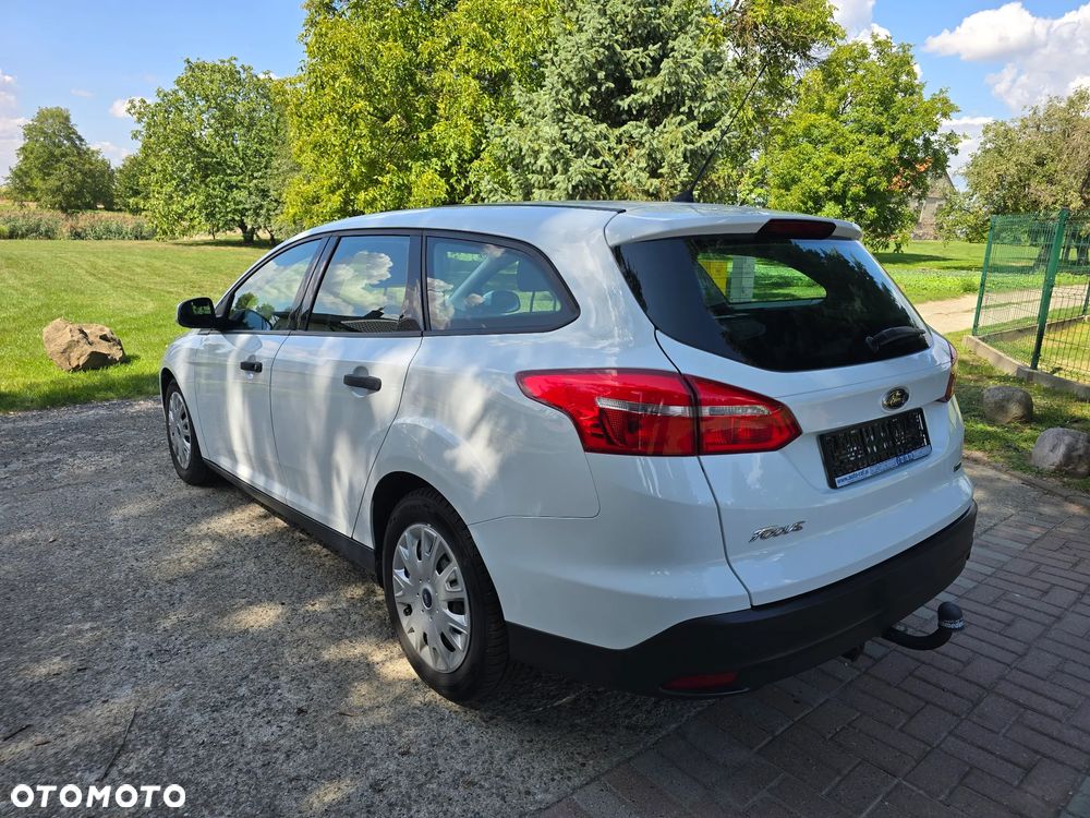 Ford Focus - 11