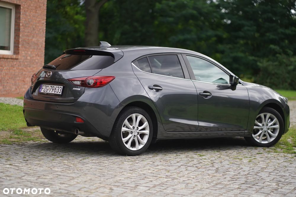 Mazda 3 - 13