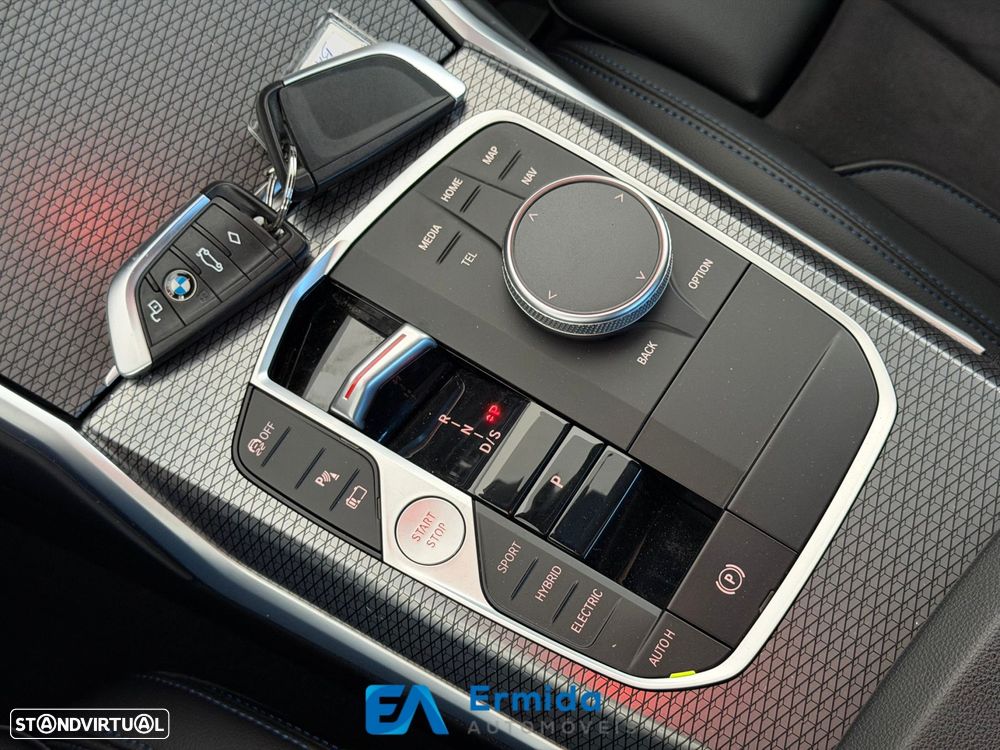 BMW 330 - 40
