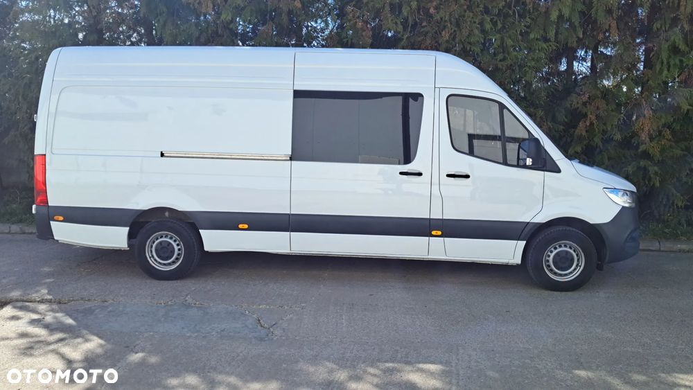 Mercedes-Benz Sprinter - 4