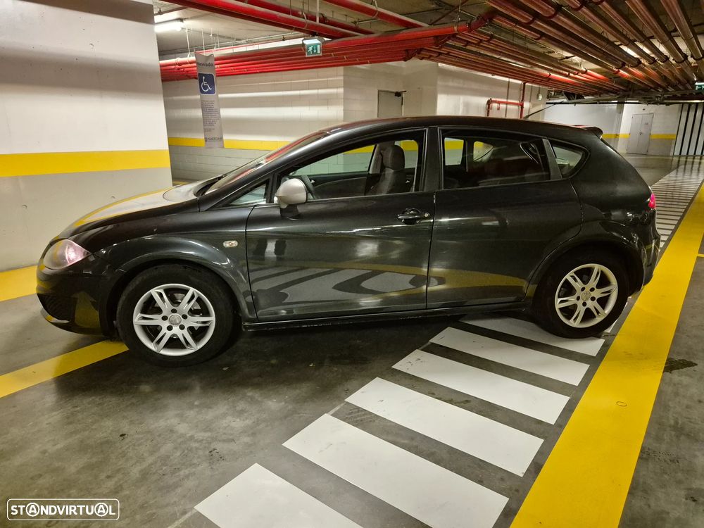SEAT Leon 1.6 TDI DPF E-Ecomotive Style - 2