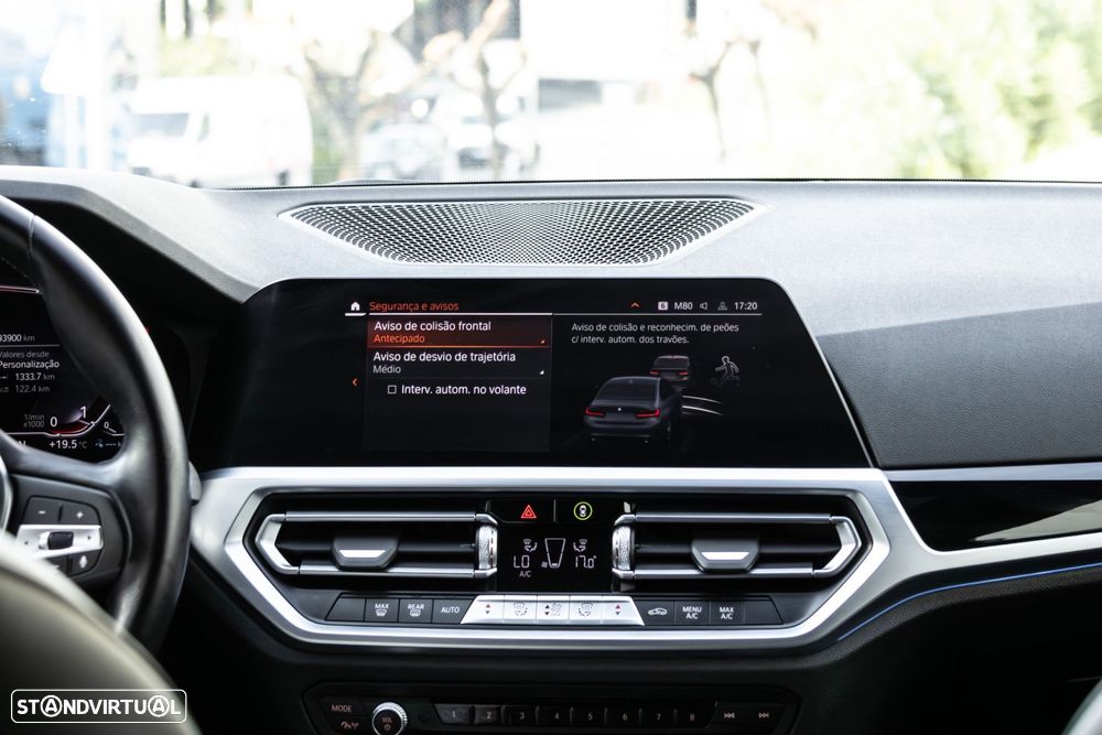 BMW 320 e Line Sport Auto - 38