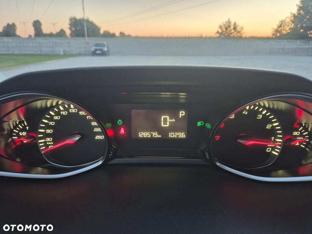 Peugeot 308 - 14