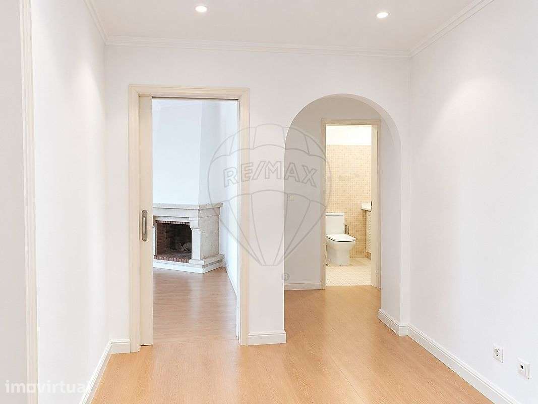 Apartamento T2 para arrendamento - Grande imagem: 4/16