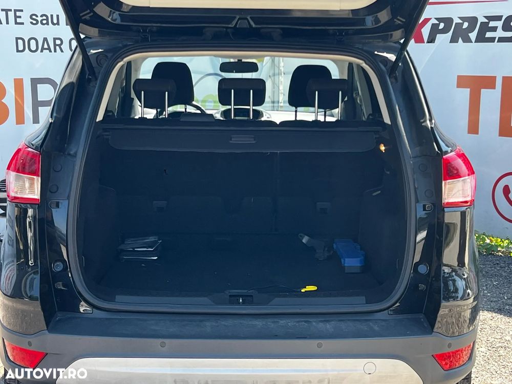Ford Kuga - 22