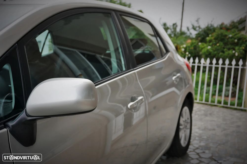 Toyota Auris 1.4 D-4D Comfort+Navi - 35