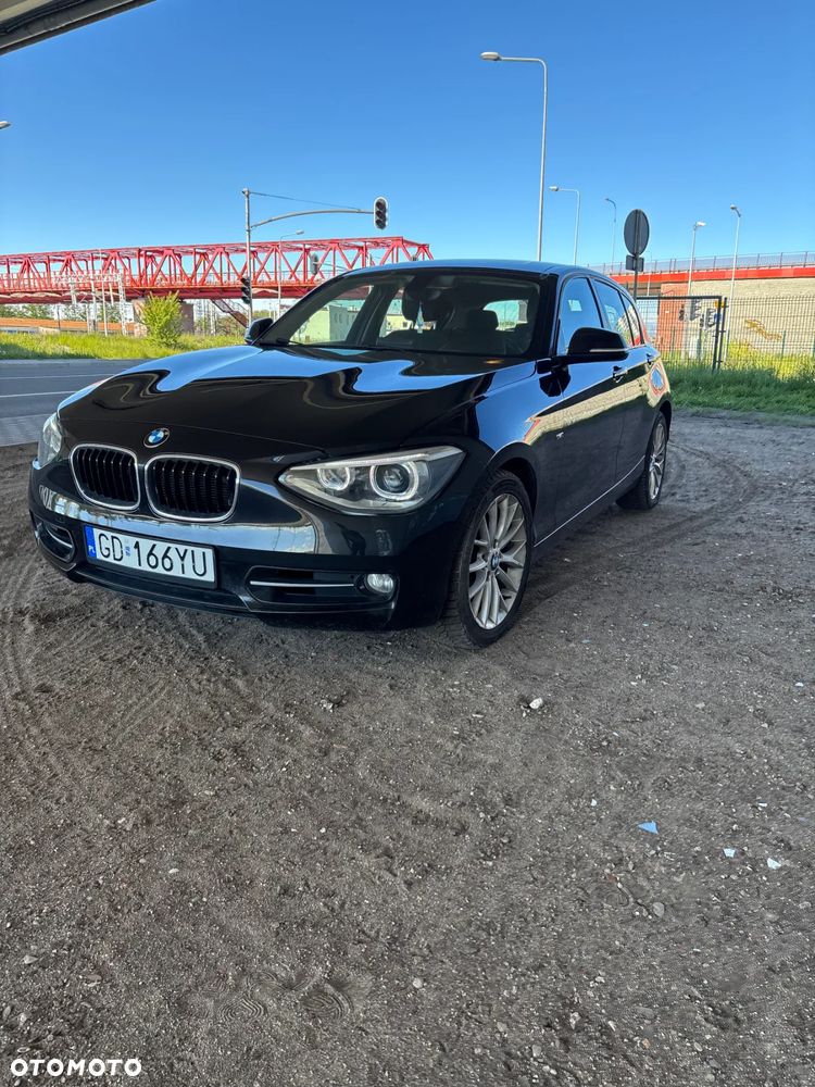 BMW Seria 1 120d Sport Line - 2