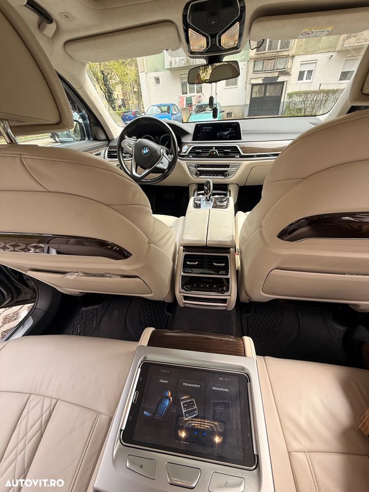 BMW Seria 7 740d xDrive - 7