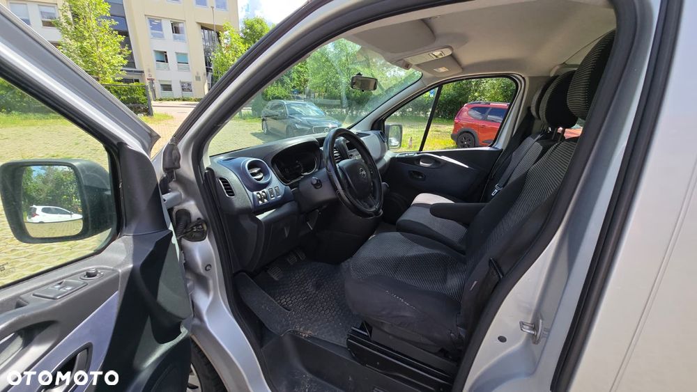 Opel Vivaro L1H1 2.7t Essentia Business - 11