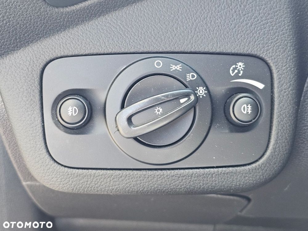 Ford Kuga - 29