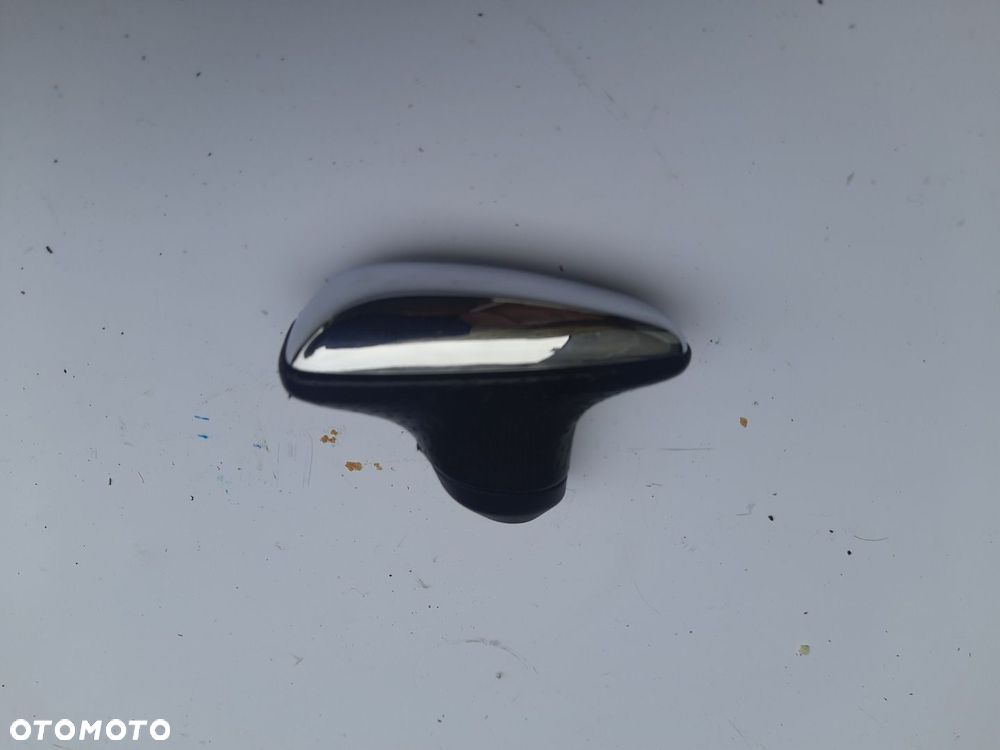 GAŁKA ZMIANY BIEGÓW LEXUS CT200H CT200 10-13r - 1