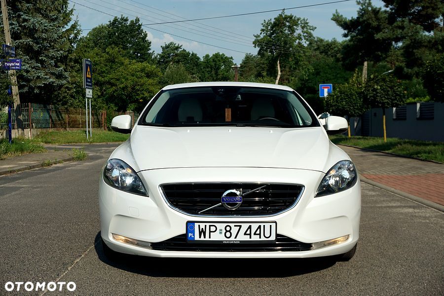 Volvo V40 D2 Summum - 13