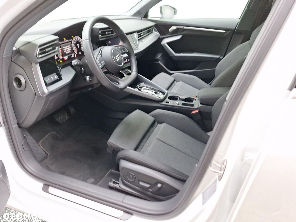 Audi A3 Limousine 35 TFSI mHEV S tronic - 12
