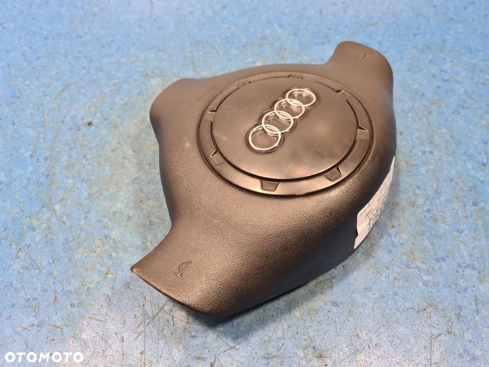 AUDI A3 8L AIRBAG KIEROWCY 8L088001J - 4