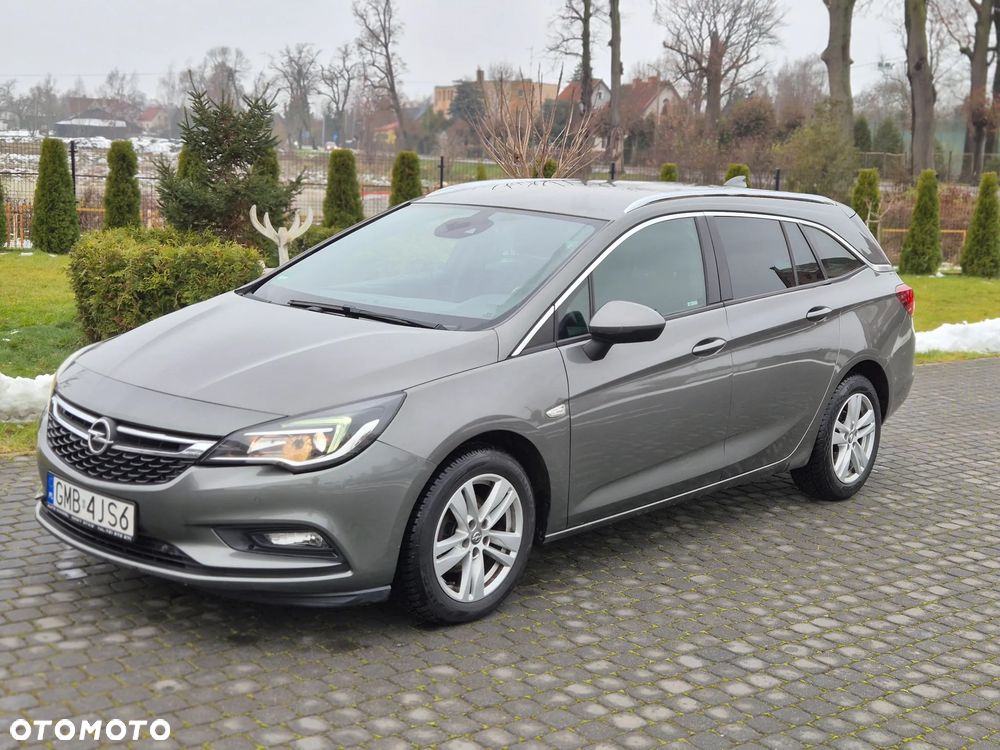 Opel Astra 1.6 D (CDTI) Start/Stop Innovation - 11