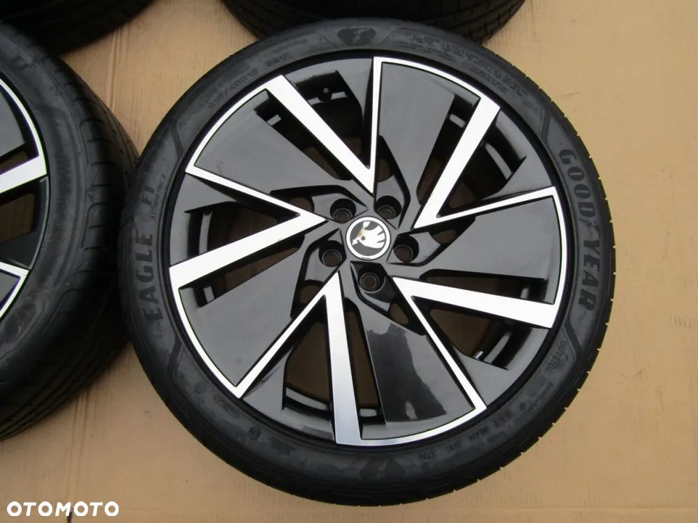 4x Felgi 18 Skoda Scala Fabia Kamiq VW T-CROSS Polo V VI Taigo Seat Arona Ibiza IV 7 j 5x100 ET39 - 9