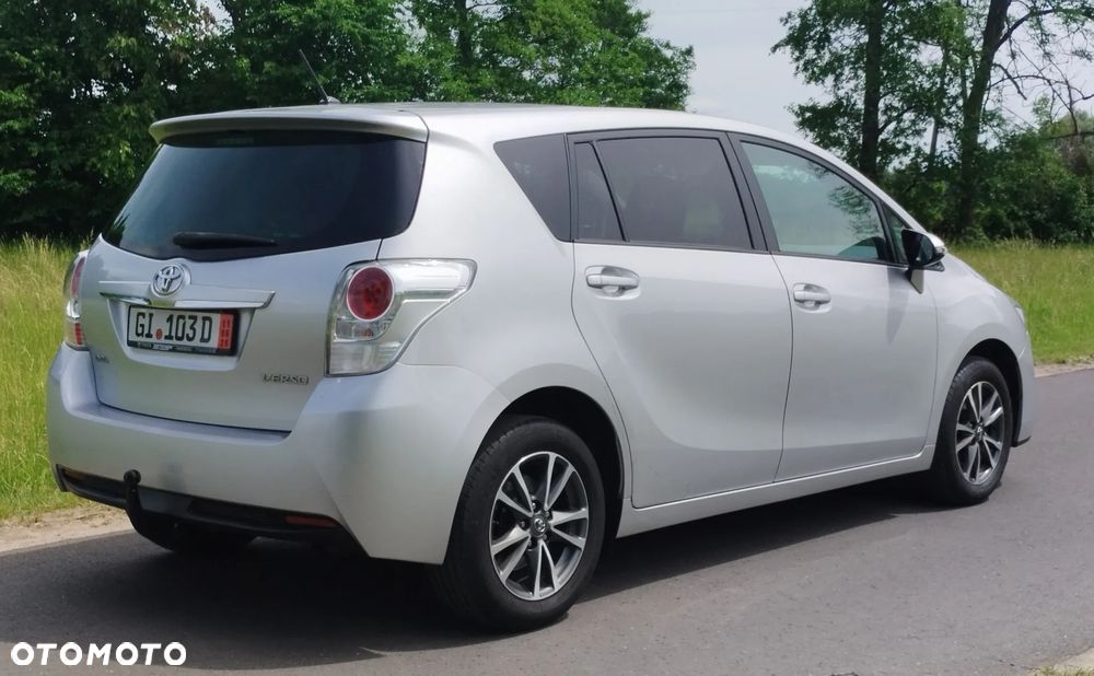 Toyota Verso 1.8 Prestige - 9