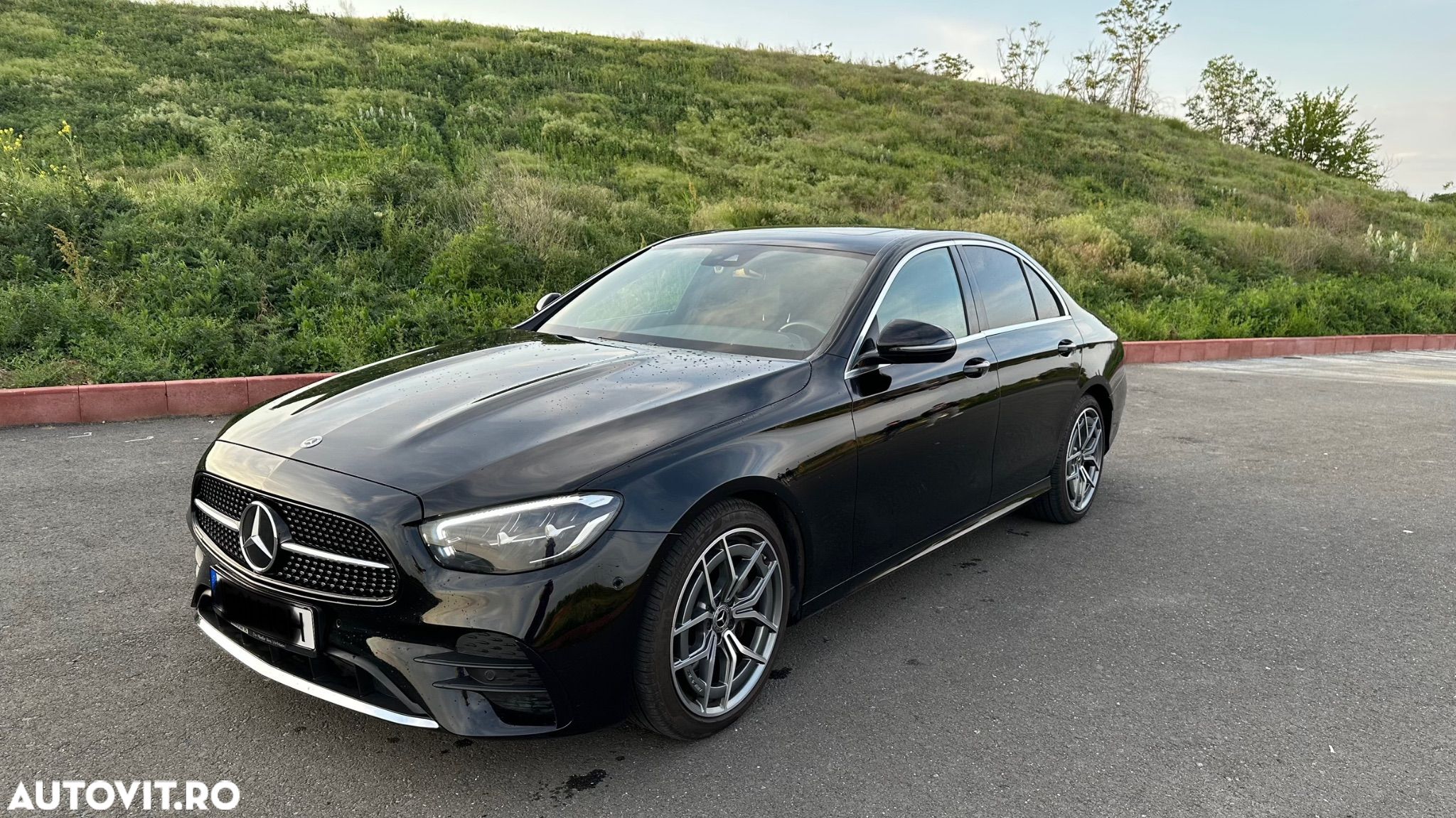Mercedes-Benz E 220 d MHEV Aut. - 1