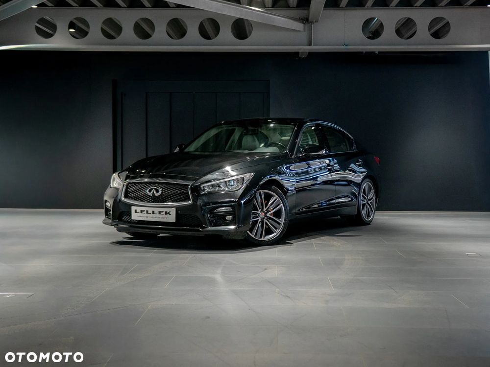 Infiniti Q50 Hybrid Sport Tech - 8
