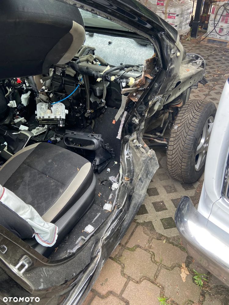 Nissan Micra 0.9 IG-T BOSE Personal Edition - 8