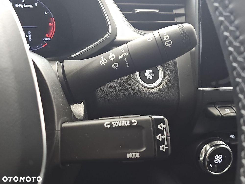 Renault Captur 1.3 TCe mHEV Techno EDC - 15