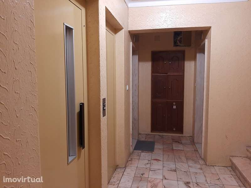 Apartamento em Sintra, Rio de Mouro - Grande imagem: 3/11