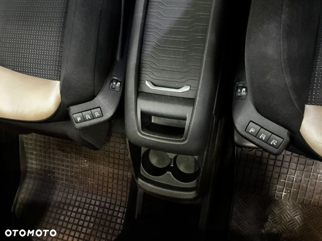 Citroën C4 Picasso 1.6 THP Intensive S&S EAT6 - 39