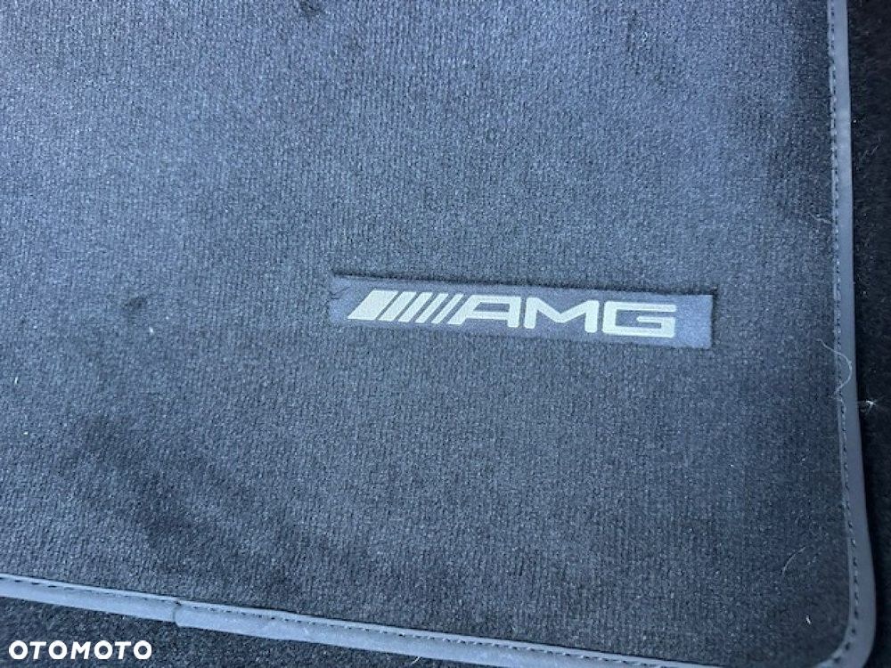 Mercedes-Benz CLA - 21