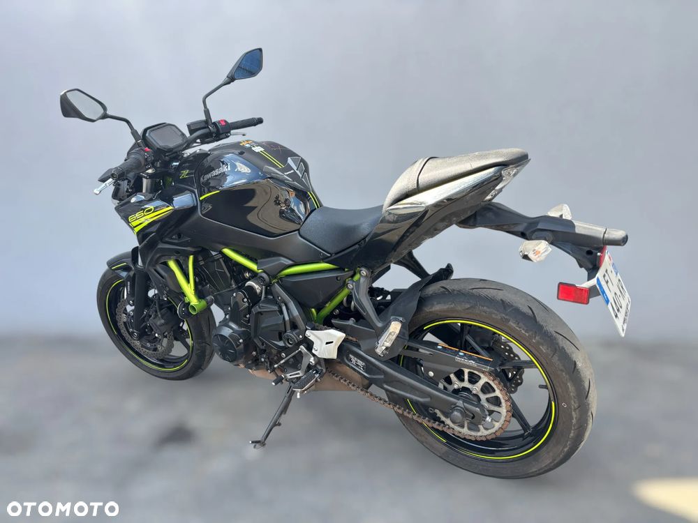 Kawasaki Z 650 - 4