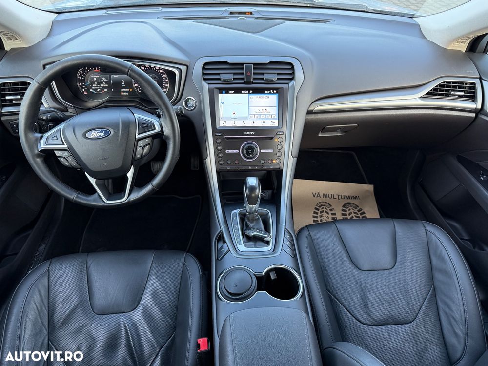 Ford Mondeo 2.0 TDCI Powershift AWD Titanium - 4