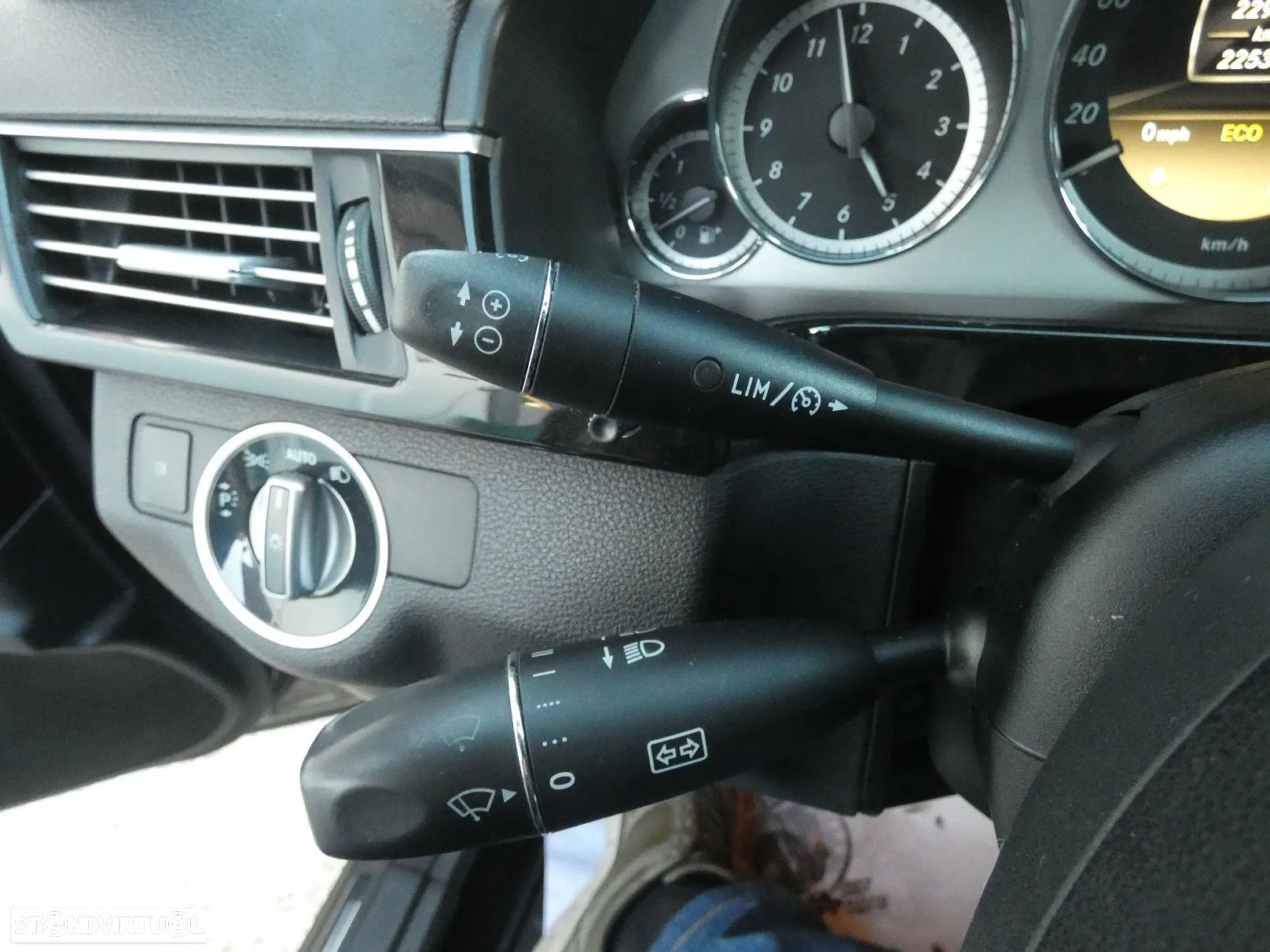 Mercedes-Benz E 250 CDi Avantgarde BlueEfficiency Auto. - 30