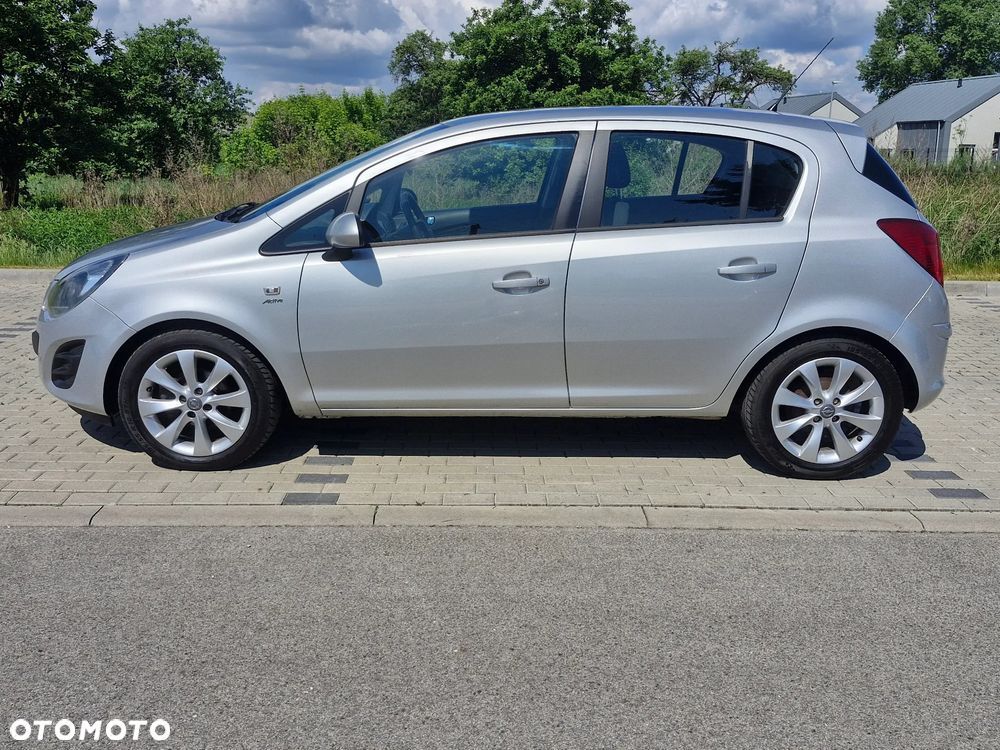Opel Corsa 1.4 16V Active - 8