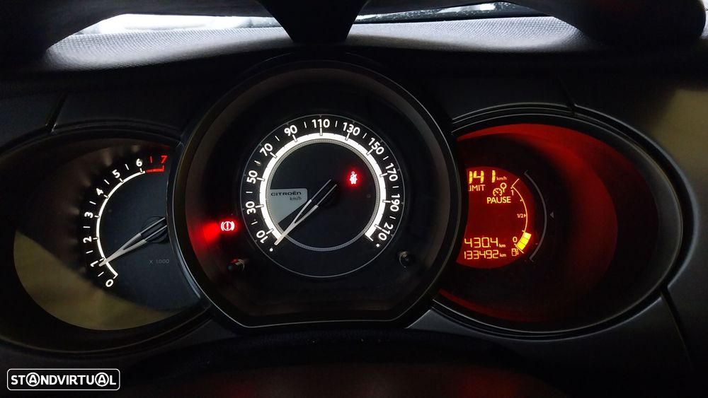Citroën C3 1.2 PureTech Attraction - 8