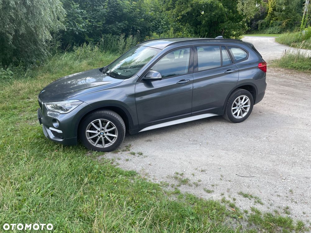 BMW X1 sDrive18d - 26