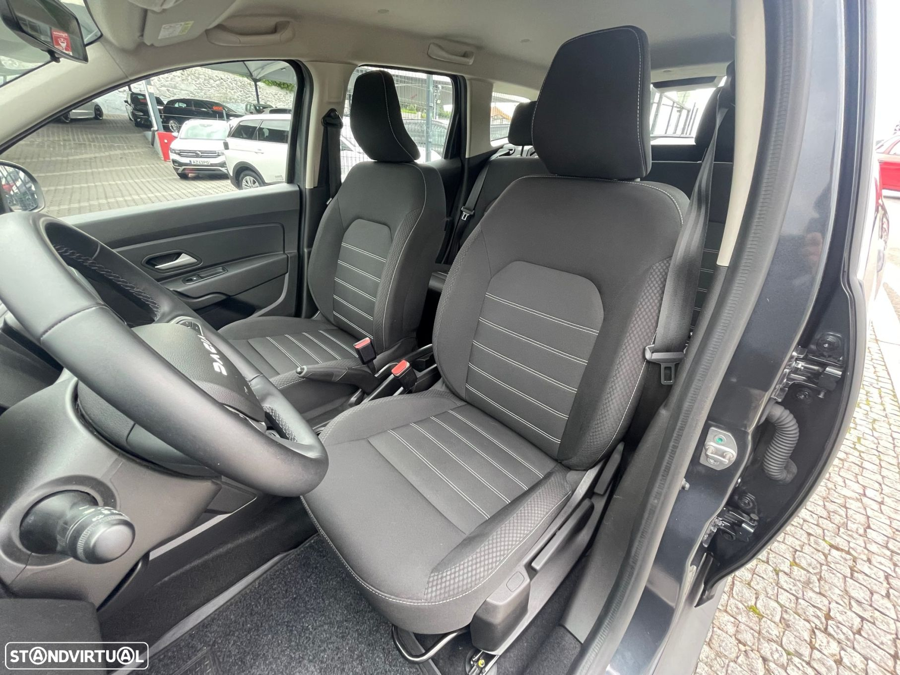 Dacia Duster 1.0 TCe Comfort - 31