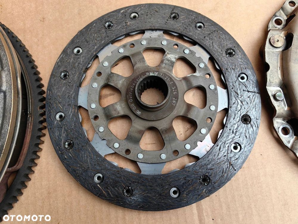 Sprzęgło kompletne BMW e81 e82 e87 e88 e90 e91 e92 e93 N45 1.6i 7526268 - 7